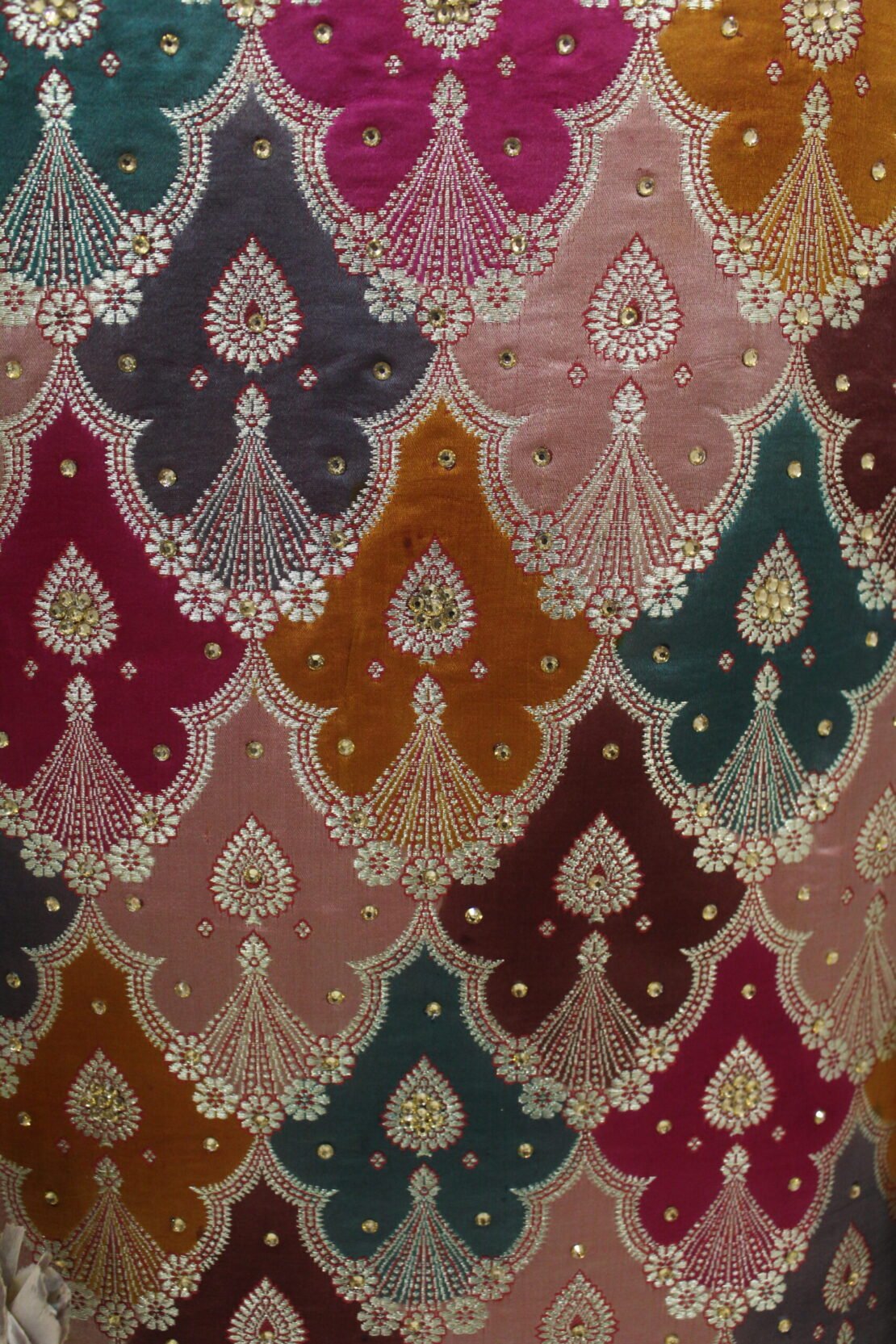 Kamkhuwab Gharara - Image 3