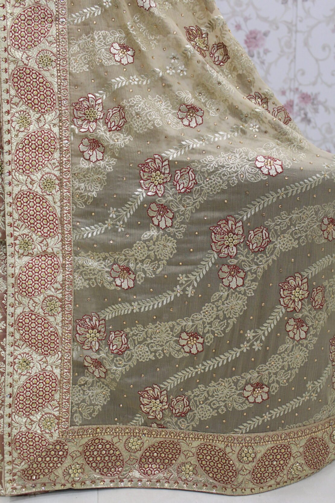 Kamkhuwab Gharara - Image 2