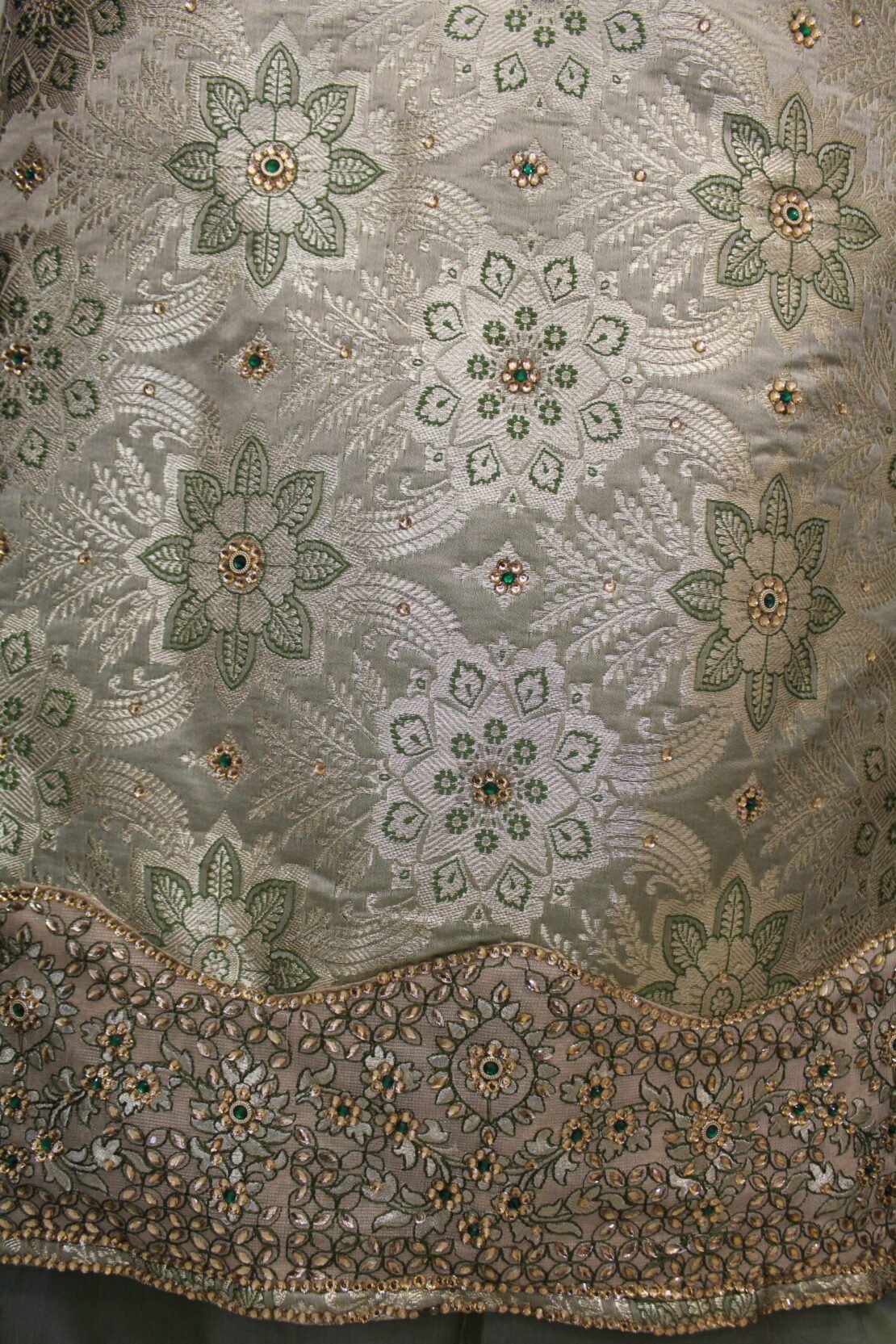 Kamkhuwab Shalwaar Suits - Image 2