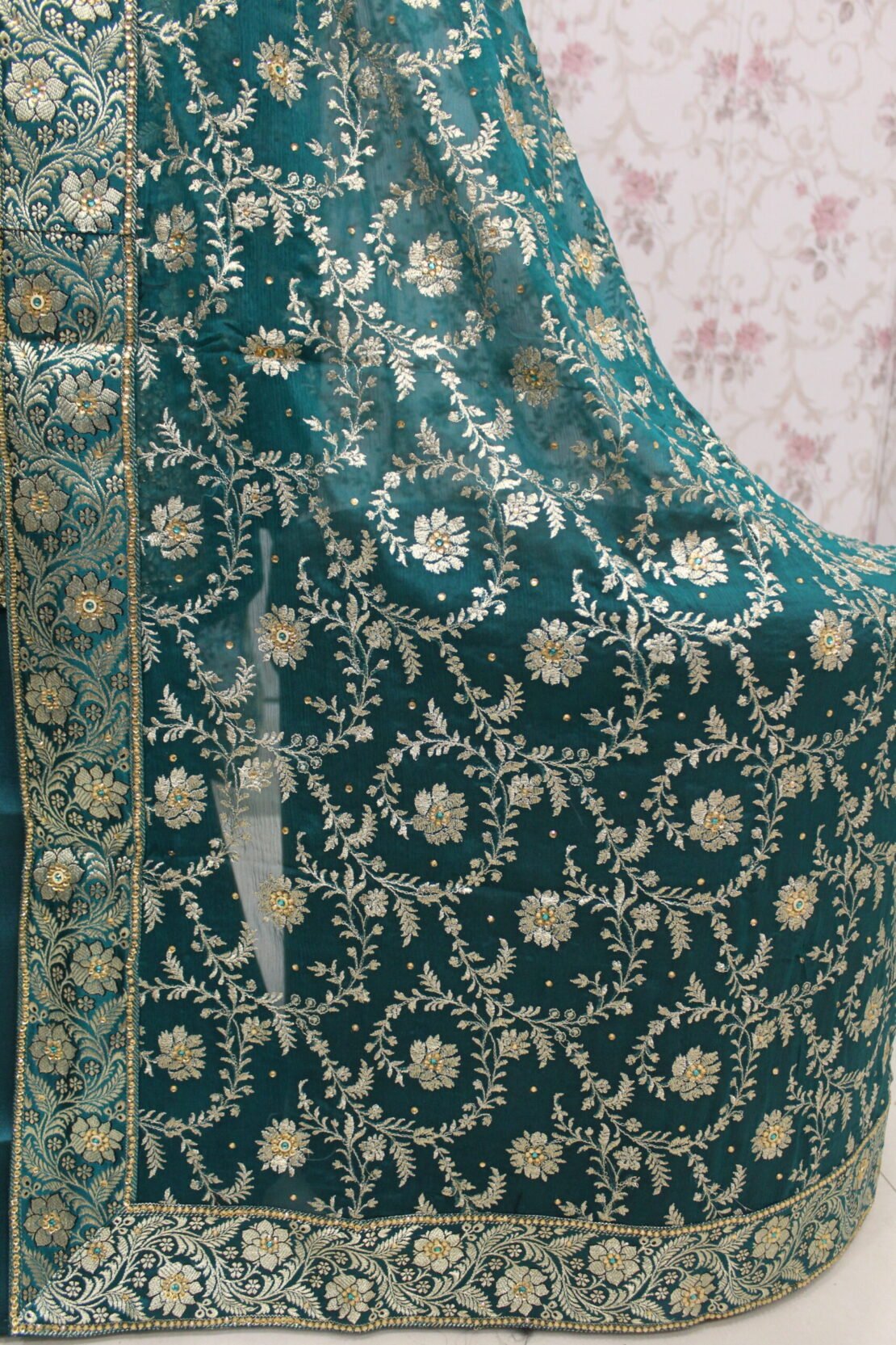 Kamkhuwab Shalwaar Suits - Image 3