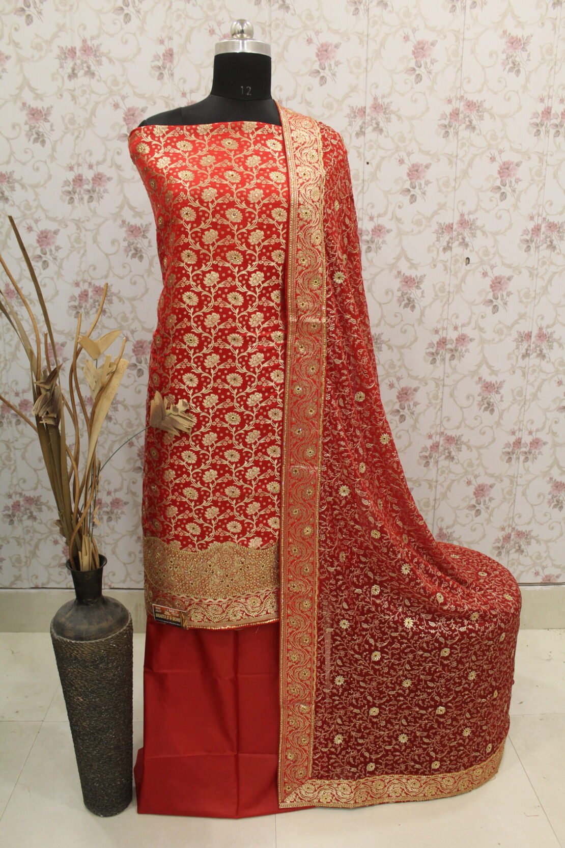 Kamkhuwab Shalwaar Suits