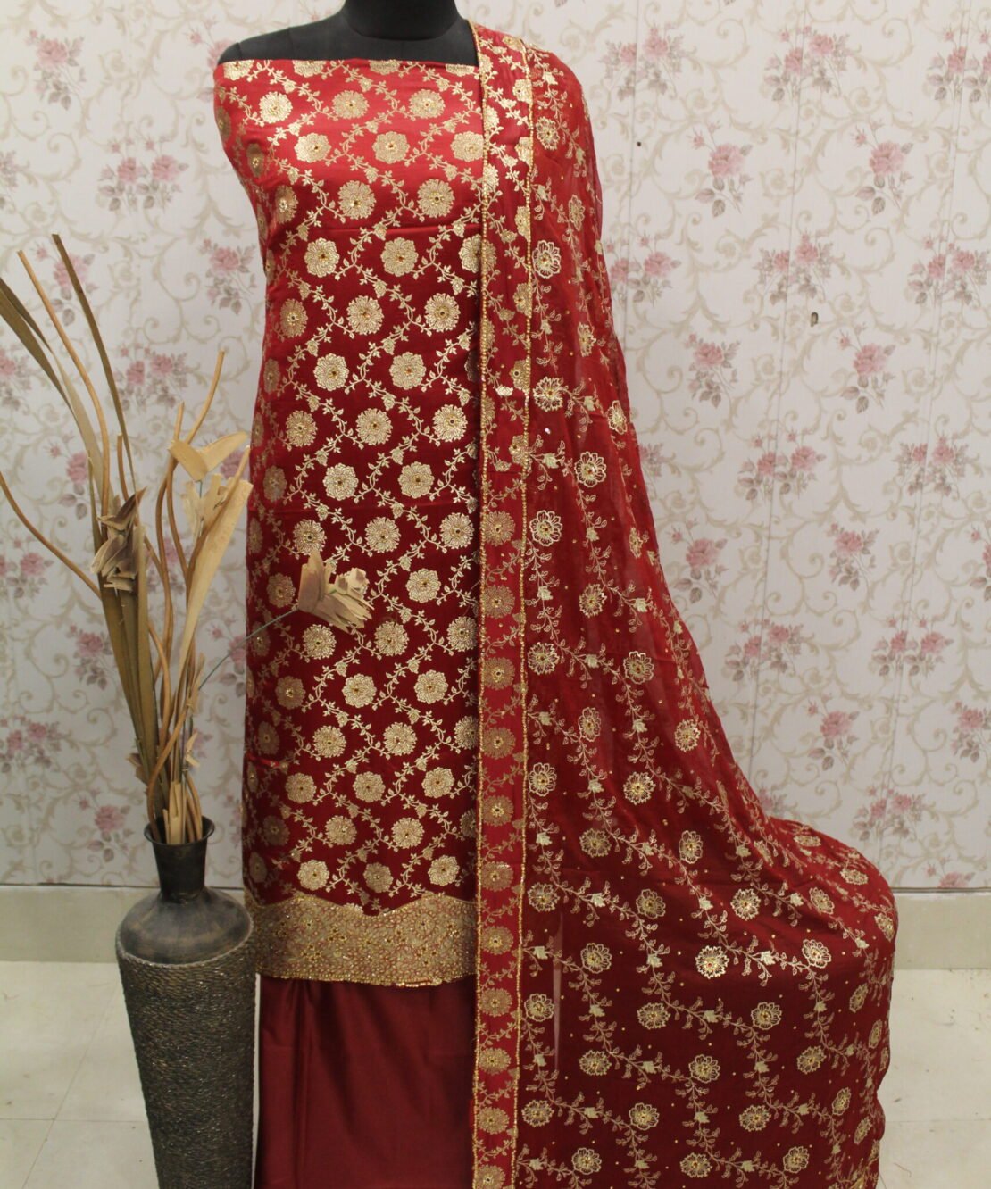 Kamkhuwab Shalwaar Suits