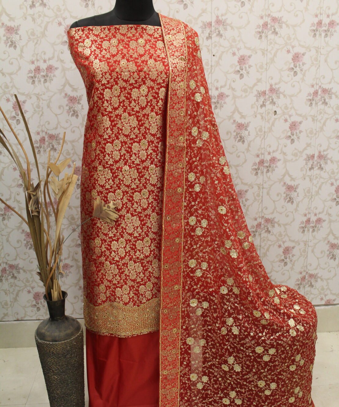 Kamkhuwab Shalwaar Suits