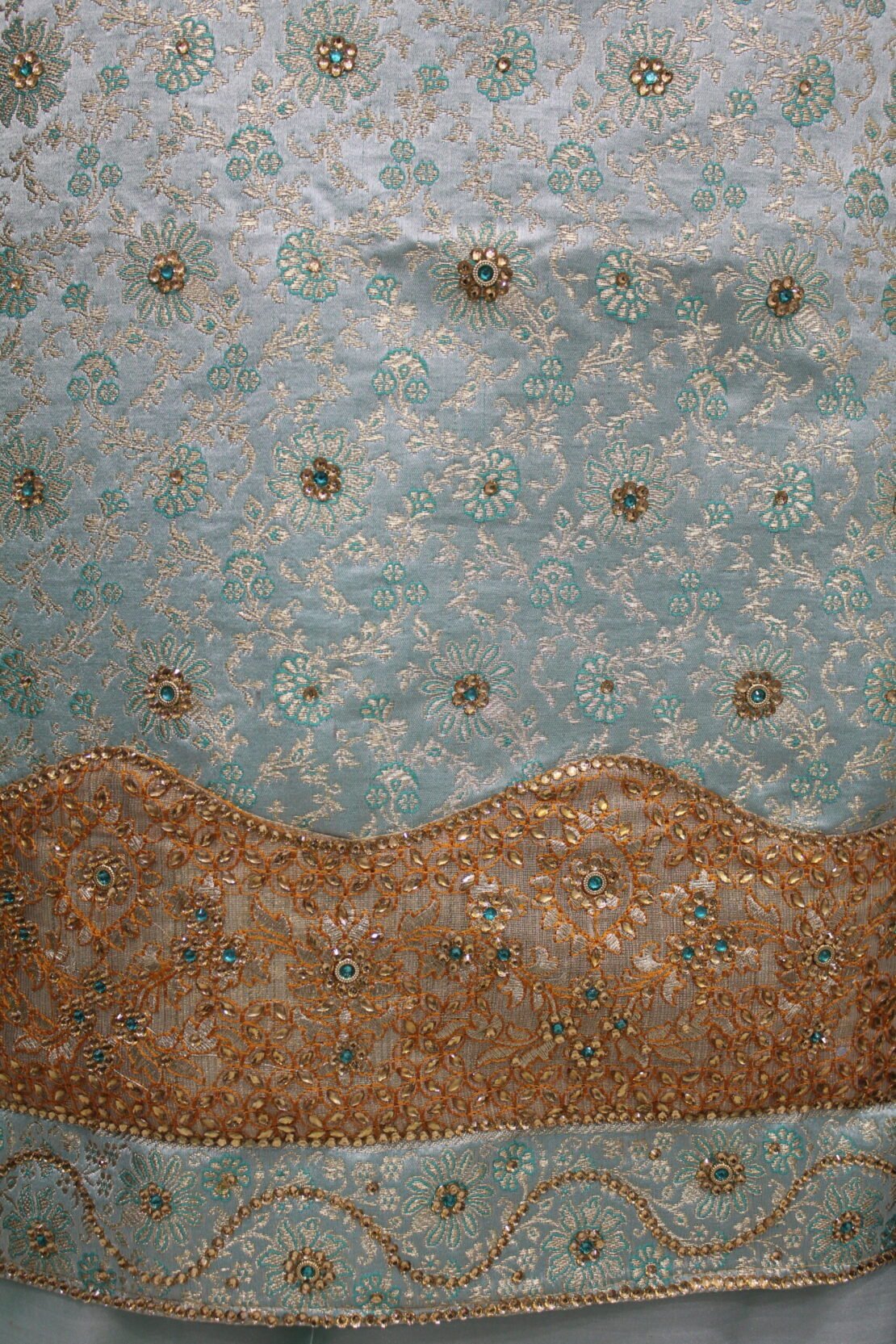 Kamkhuwab Shalwaar Suits - Image 2