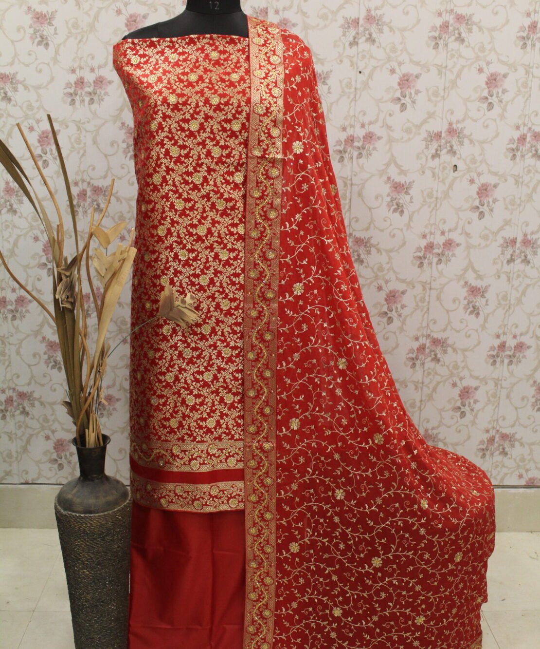 Kamkhuwab Shalwaar Suits