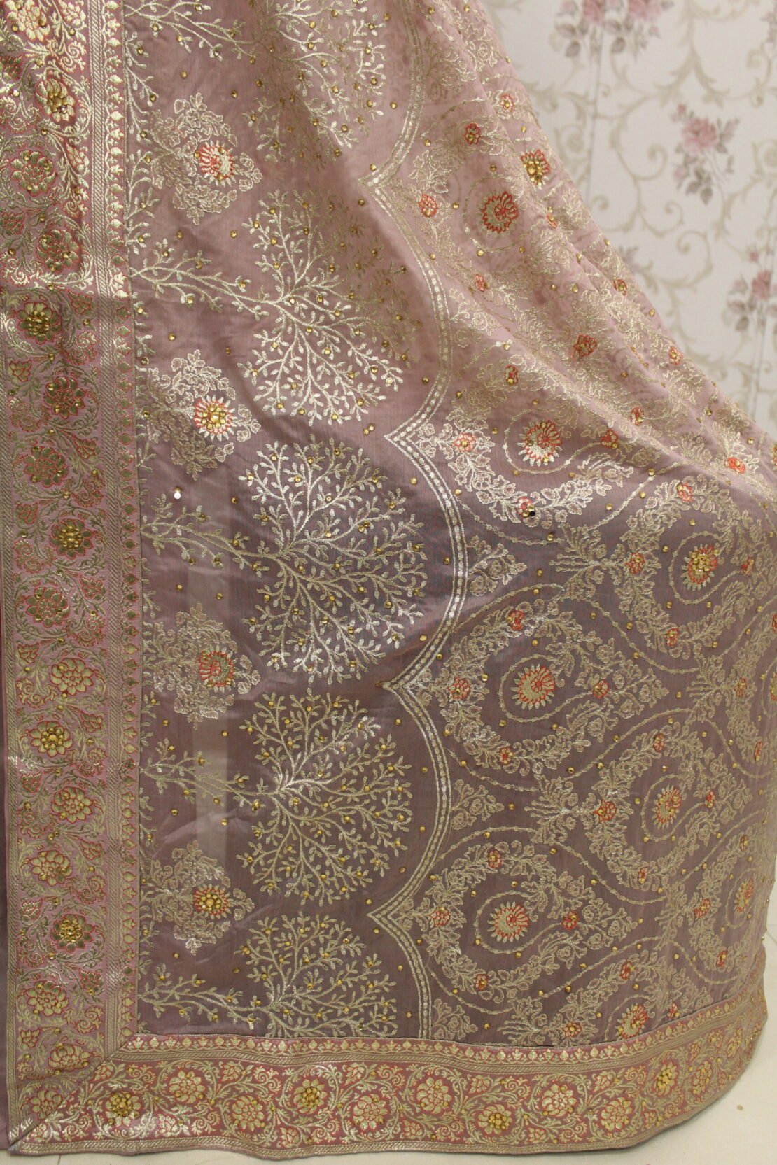 Kamkhuwab Shalwaar Suits - Image 3