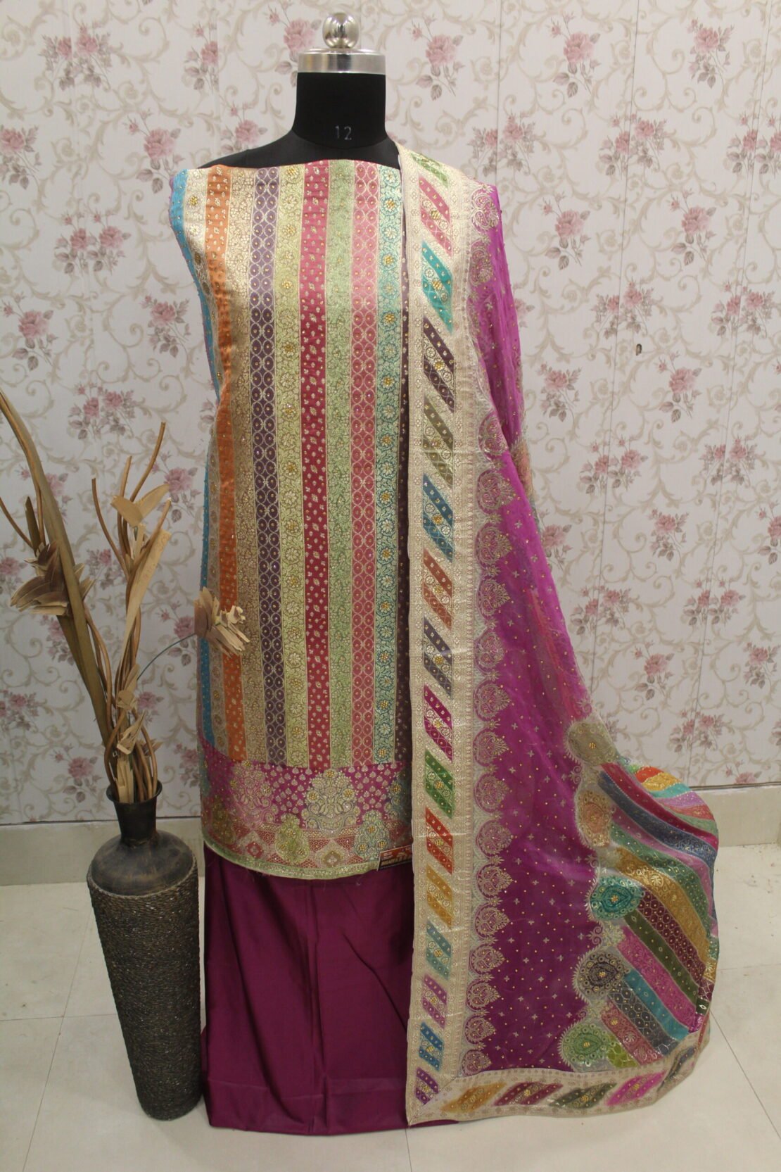 Kamkhuwab Shalwaar Suits