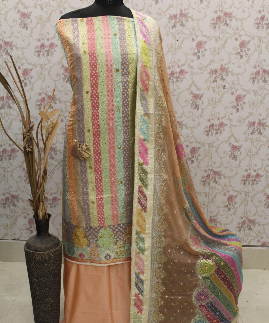 Kamkhuwab Shalwaar Suits