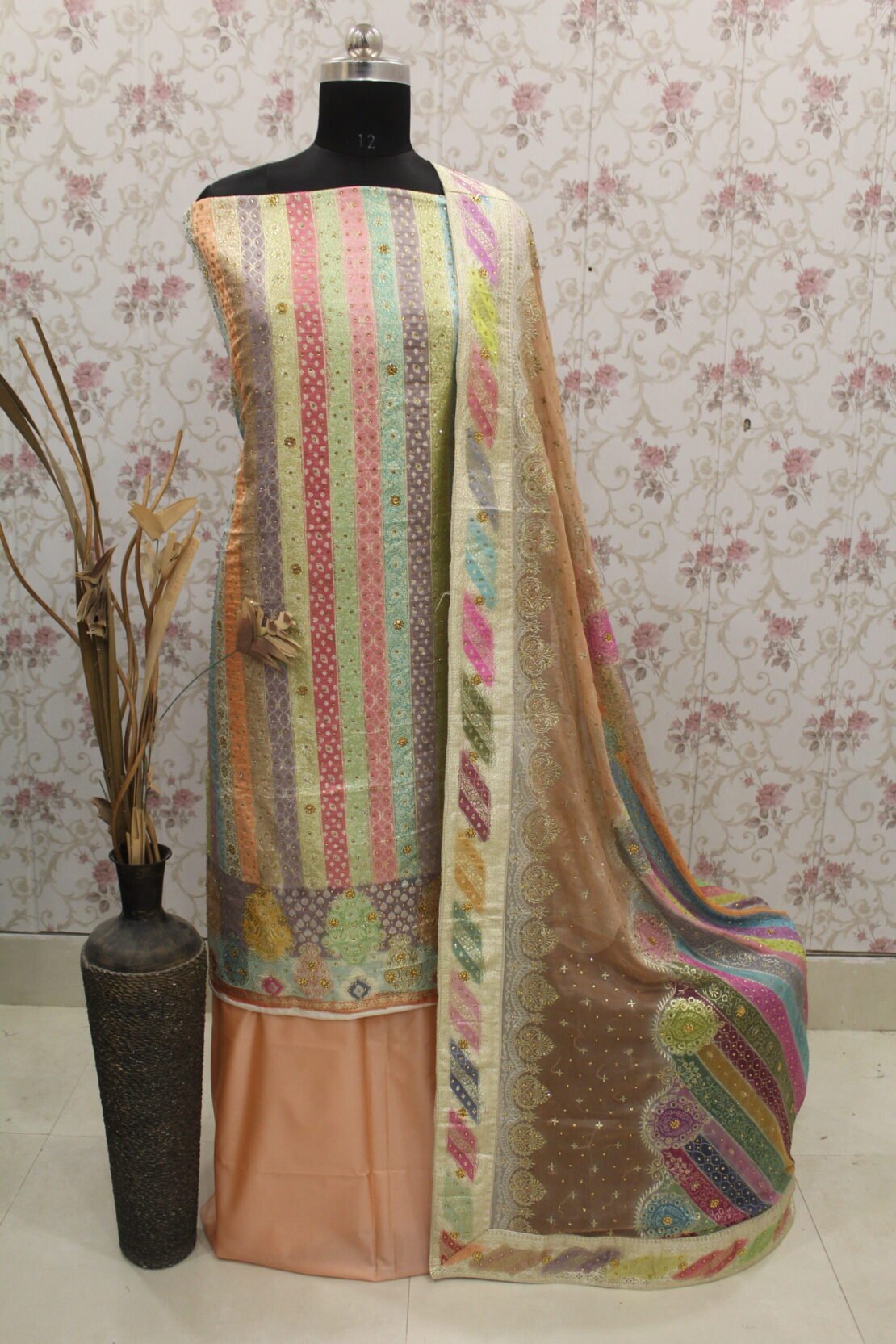 Kamkhuwab Shalwaar Suits