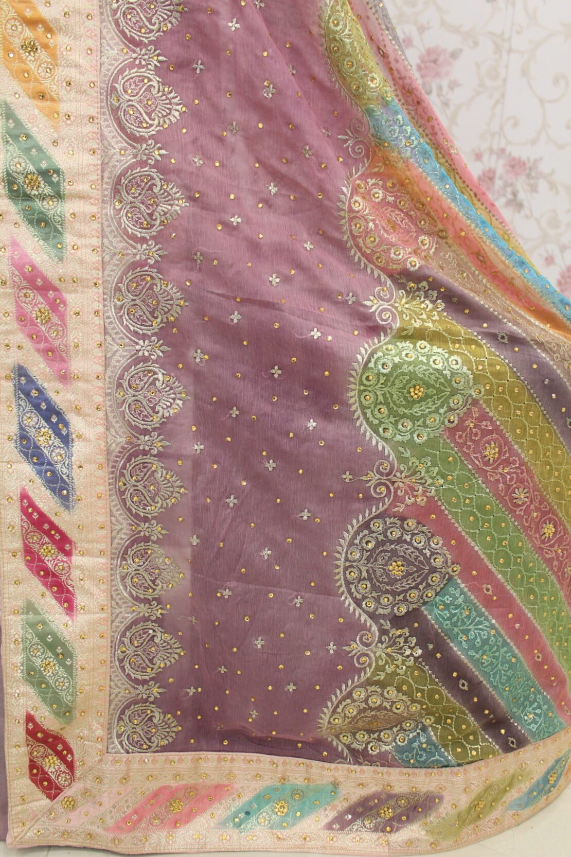 Kamkhuwab Shalwaar Suits - Image 3
