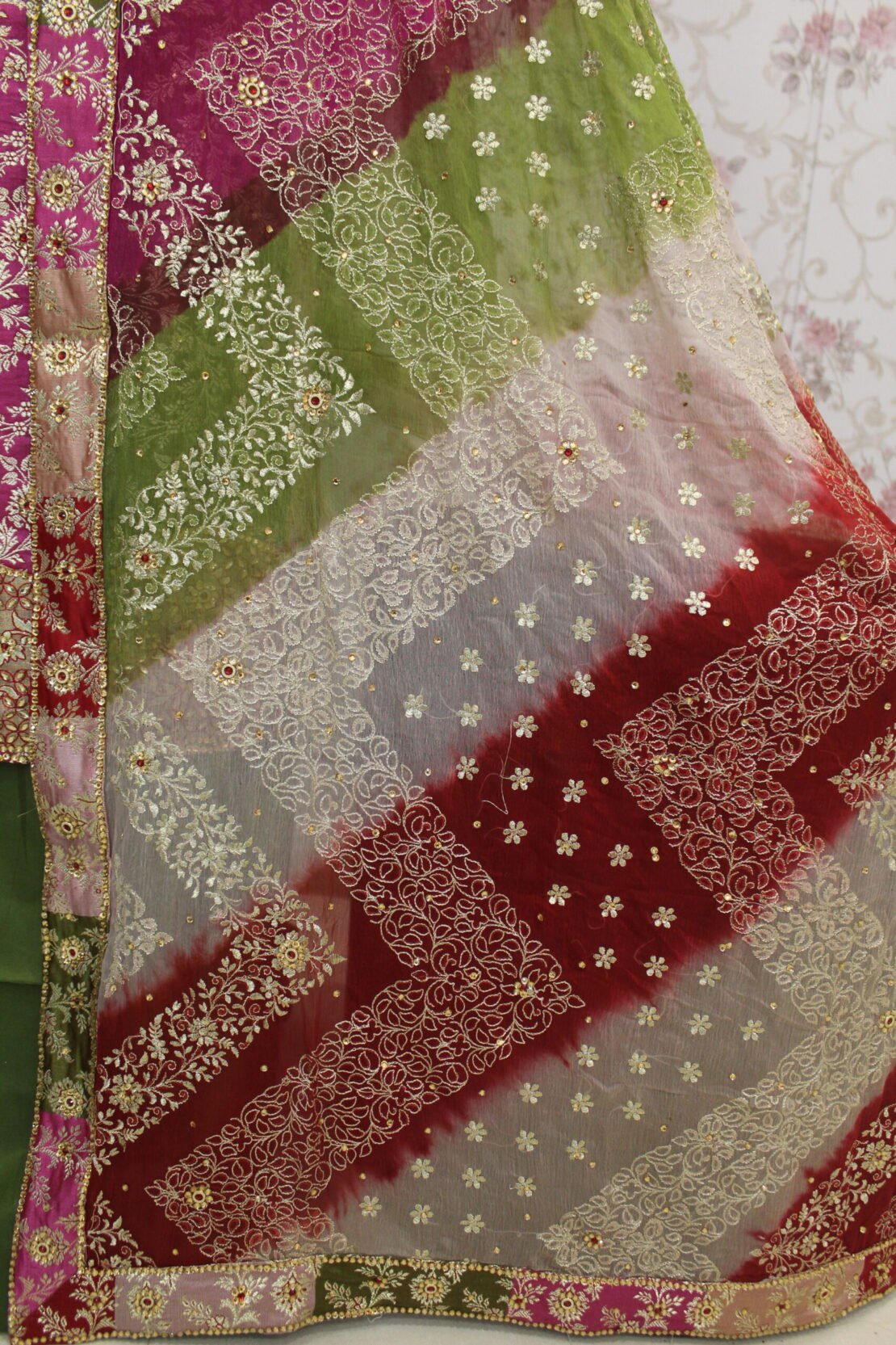 Kamkhuwab Shalwaar Suits - Image 3
