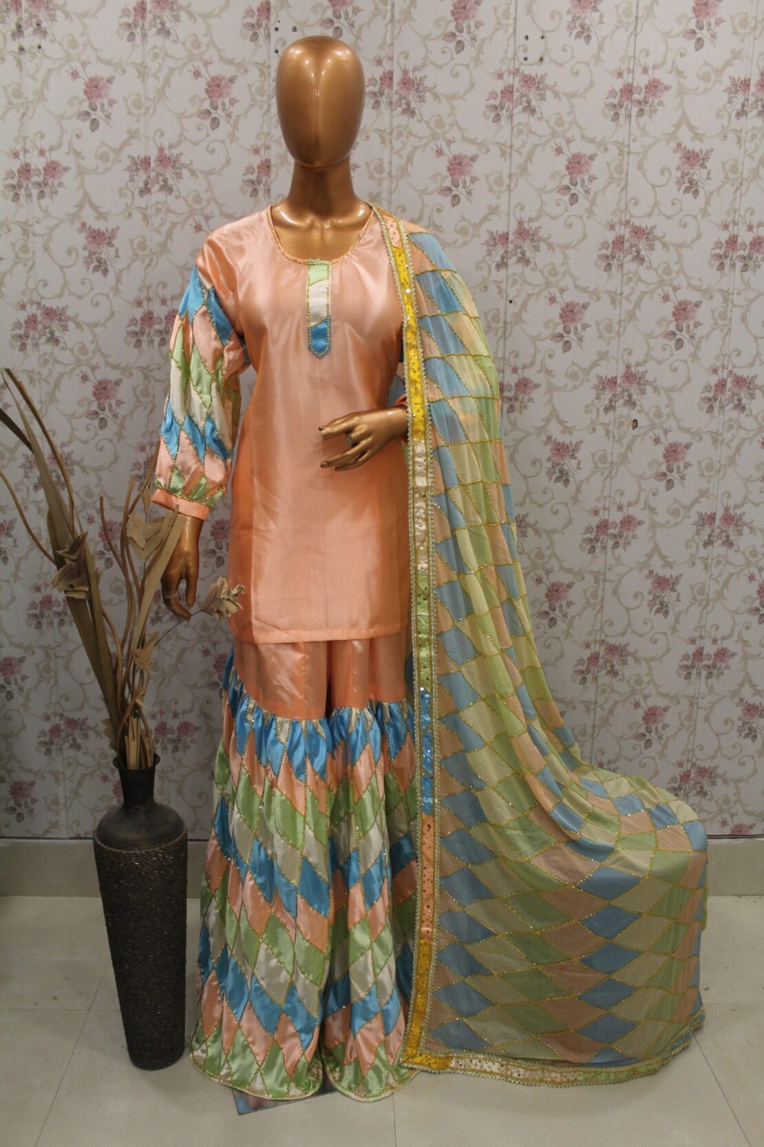 Chatapati Gharara