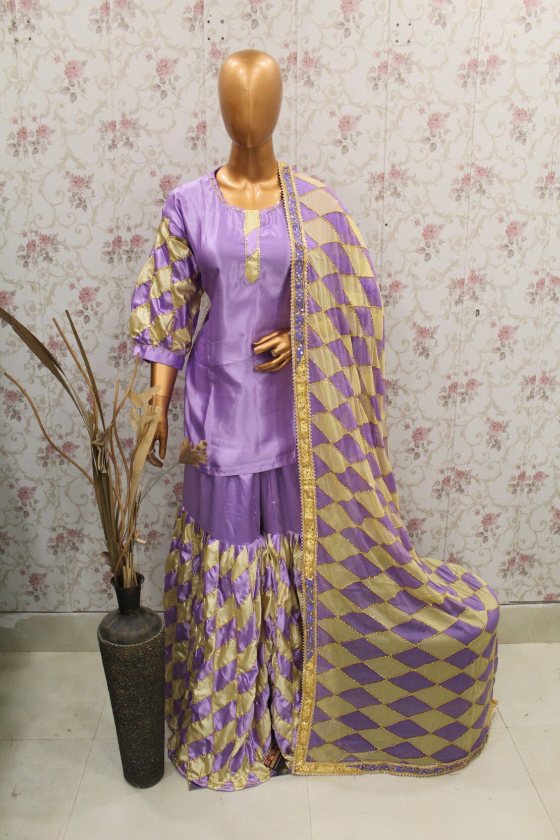 Chatapati Gharara