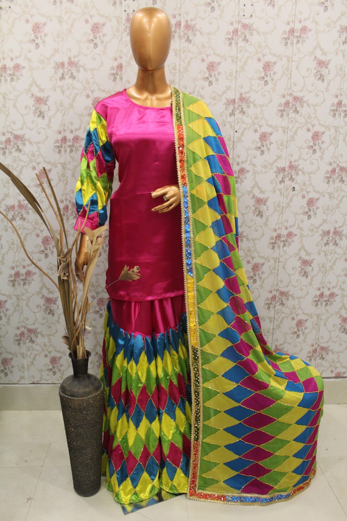 Chatapati Gharara