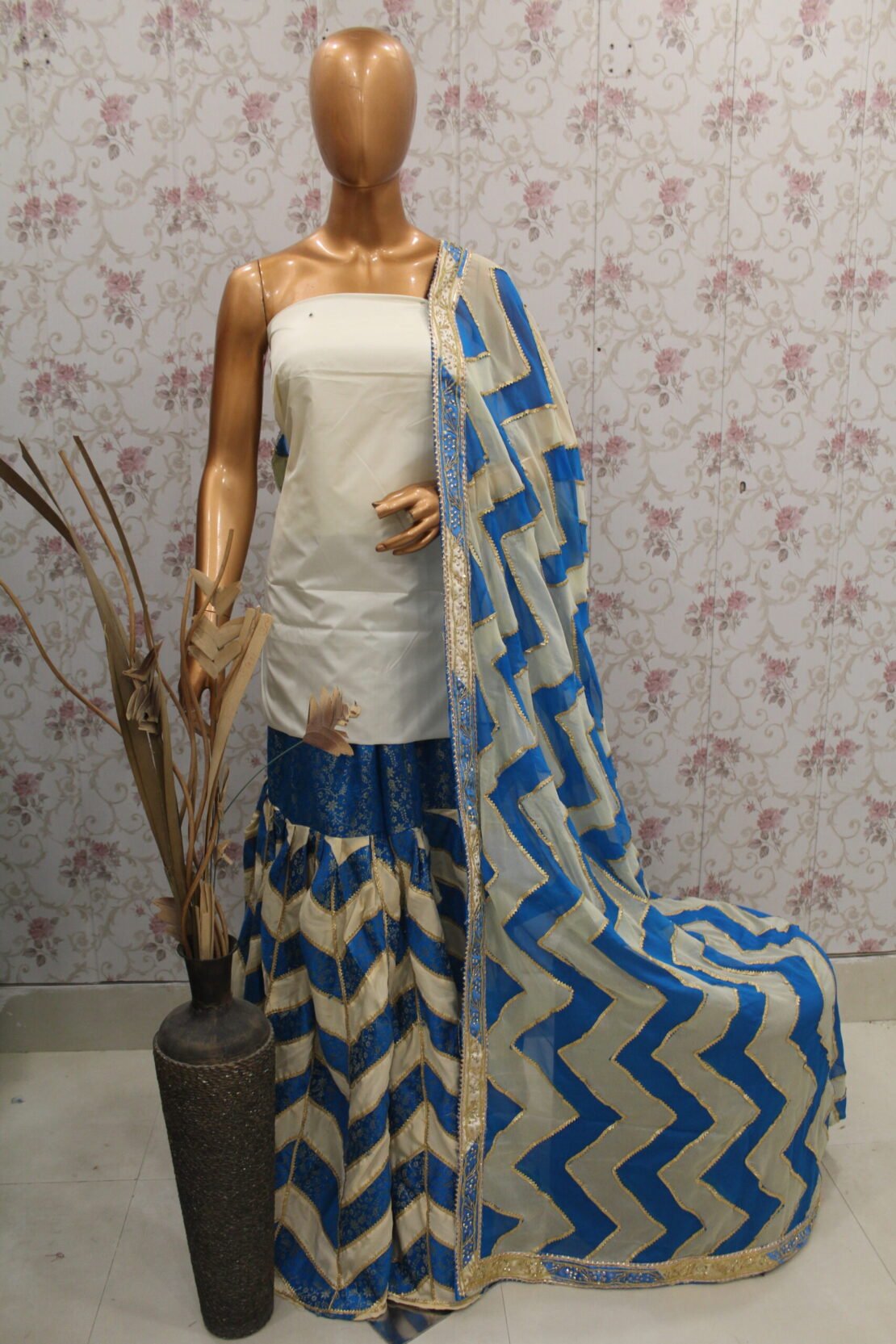 Chatapati Gharara