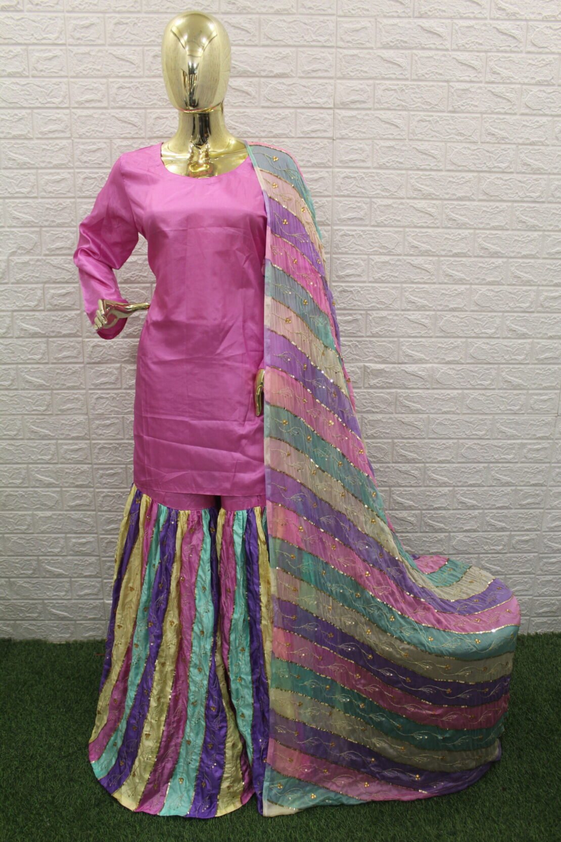 Chatapati Silk Gharara